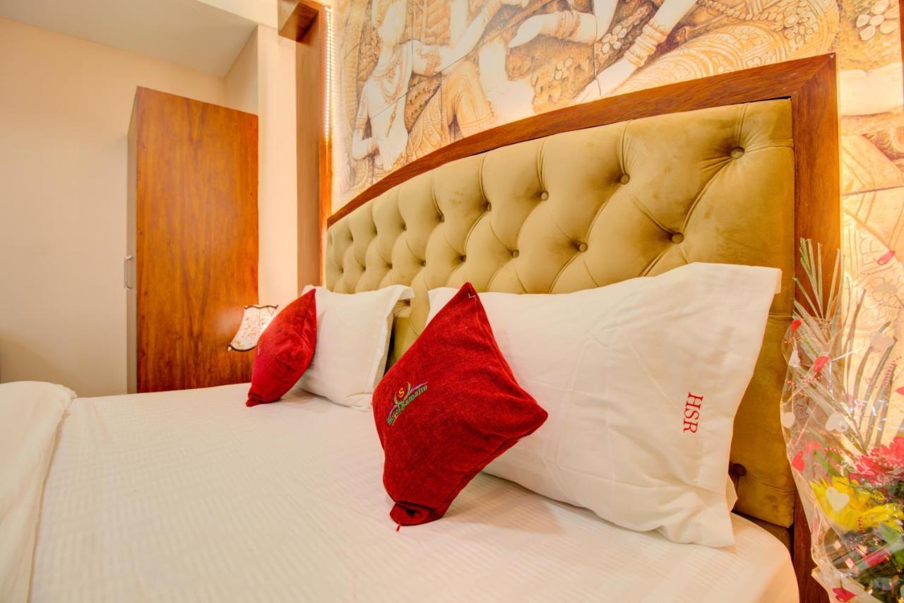 Hotel Samaira Residency,Dombivali Dive Zewnętrze zdjęcie