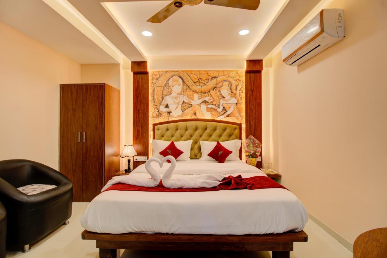 Hotel Samaira Residency,Dombivali Dive Zewnętrze zdjęcie
