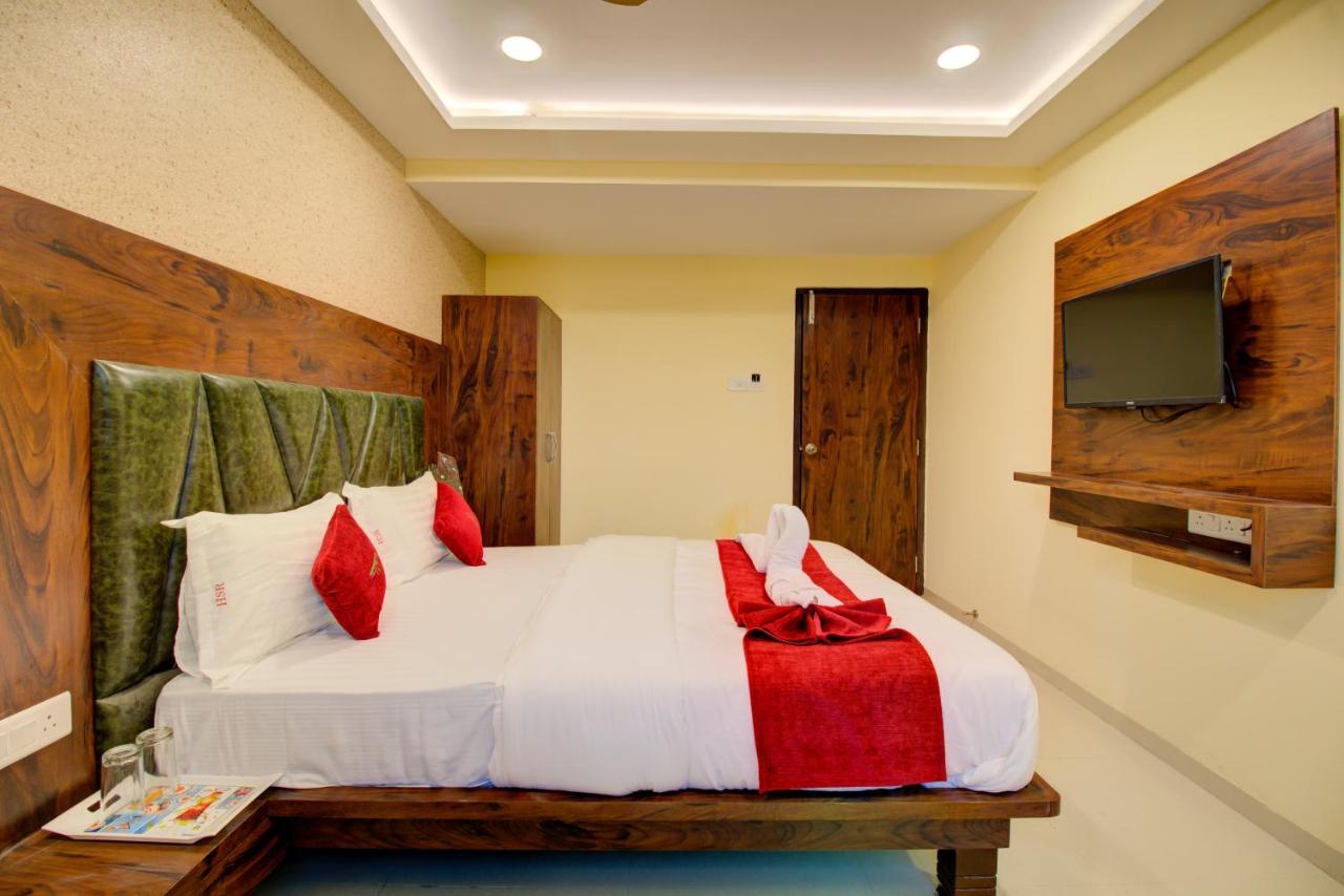 Hotel Samaira Residency,Dombivali Dive Zewnętrze zdjęcie